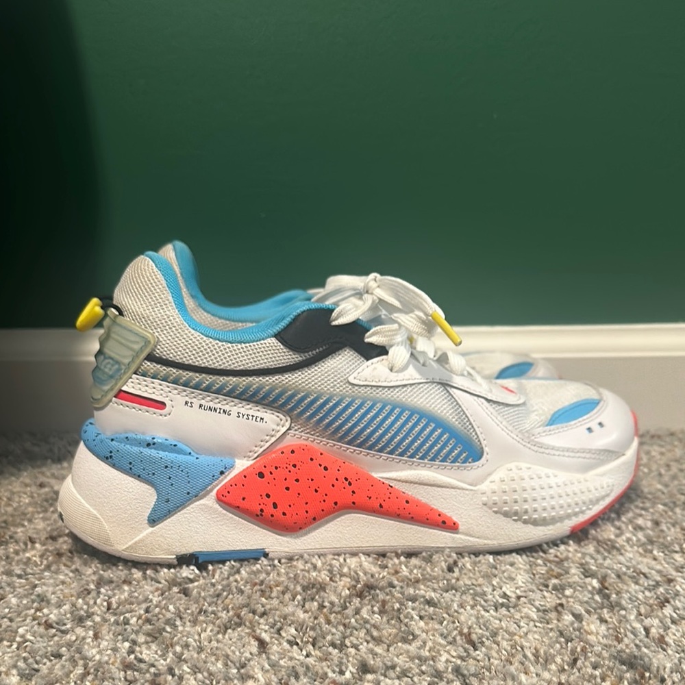Puma  Sneakers Kids  - White with Blue and Orange Accents